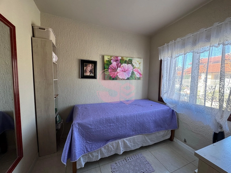 Casa 50 metros do mar.: 11ª foto da galeria de imagens do imóvel