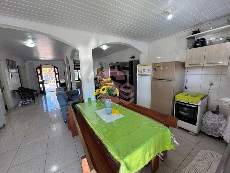 Casa 50 metros do mar.: 8ª foto da galeria de imagens do imóvel