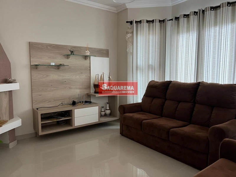 Residência à 100 metros do Mar - Conforto em Localização Privilegiada!: 8ª foto da galeria de imagens do imóvel