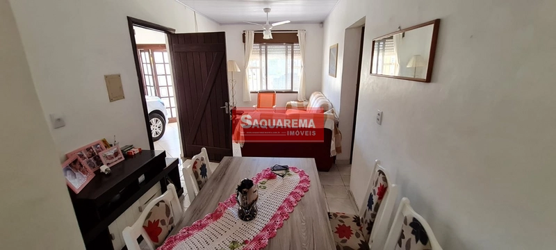 Casa Aconchegante com 03 Dormitórios: 1ª foto da galeria de imagens do imóvel