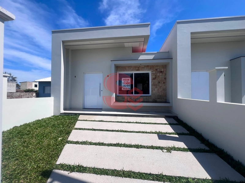 Casa nova á venda em Atlântida Sul : 2ª foto da galeria de imagens do imóvel