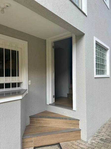 Casa 5 dormitórios a poucos metros Lago Negro - Gramado: 9ª foto da galeria de imagens do imóvel