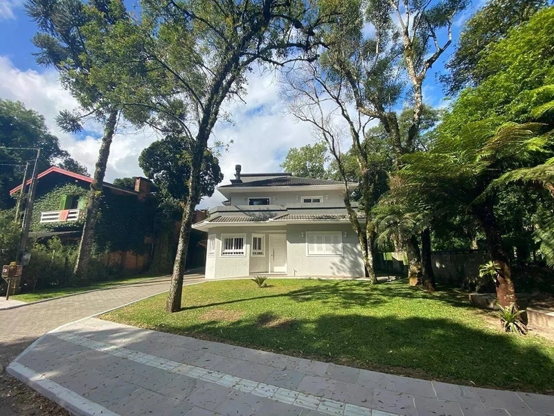 Casa 5 dormitórios a poucos metros Lago Negro - Gramado: 11ª foto da galeria de imagens do imóvel