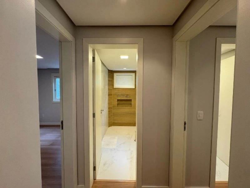 Casa 5 dormitórios a poucos metros Lago Negro - Gramado: 22ª foto da galeria de imagens do imóvel