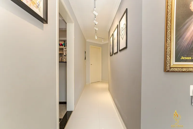 CASA EM COLOMBO: 29ª foto da galeria de imagens do imóvel