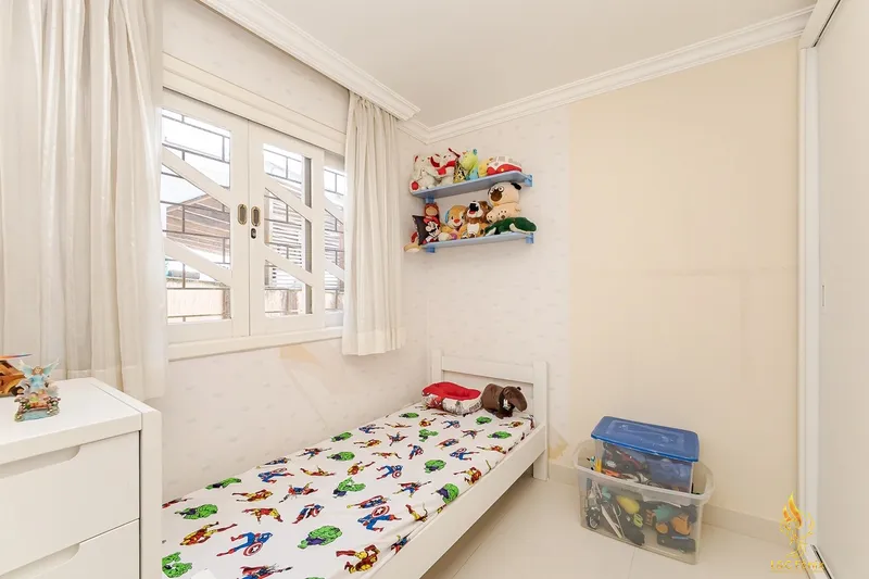 CASA EM COLOMBO: 26ª foto da galeria de imagens do imóvel