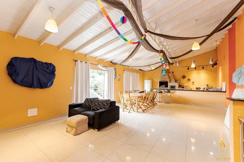 CASA EM COLOMBO: 47ª foto da galeria de imagens do imóvel