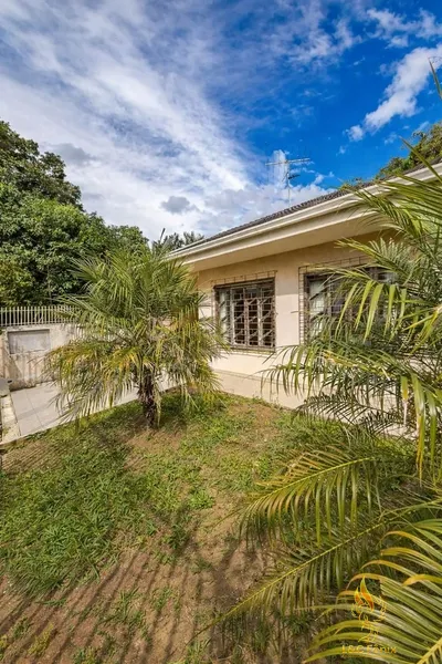CASA EM COLOMBO: 55ª foto da galeria de imagens do imóvel
