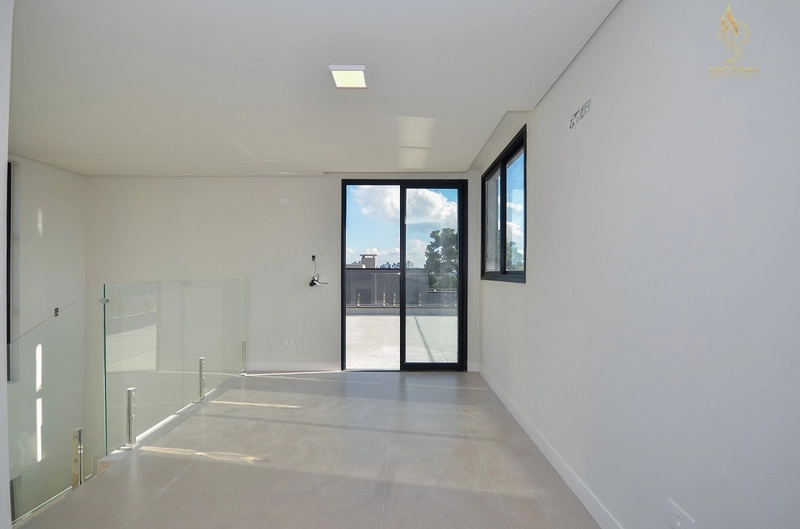 TRIPLEX MERCÊS: 10ª foto da galeria de imagens do imóvel