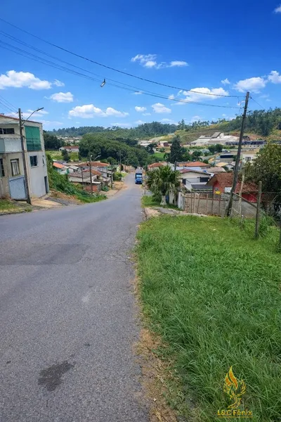 Terreno à venda em Colombo: 4ª foto da galeria de imagens do imóvel