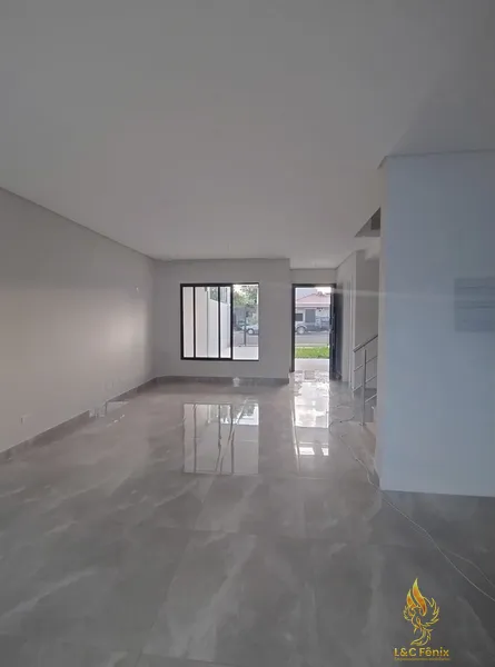 TRIPLEX BOQUEIRÃO: 2ª foto da galeria de imagens do imóvel