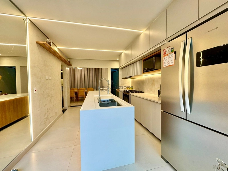 Linda casa térrea à venda no Golden Hill: 7ª foto da galeria de imagens do imóvel