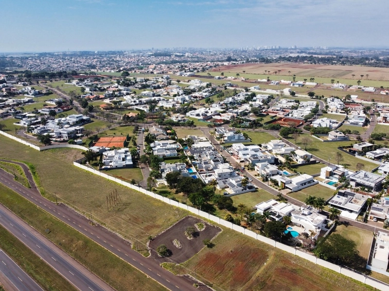 Belissima casa no Villagio do Engenho: 26ª foto da galeria de imagens do imóvel