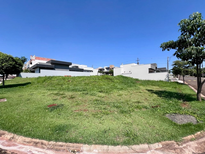 Terreno Morada das Flores: 1ª foto da galeria de imagens do imóvel
