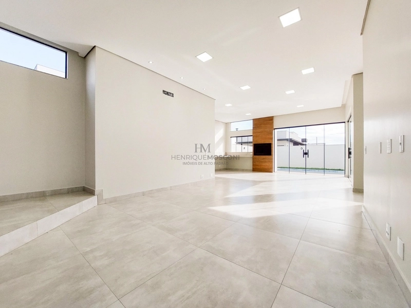 Belissimo sobrado á venda no condominio Parque Tauá: 3ª foto da galeria de imagens do imóvel