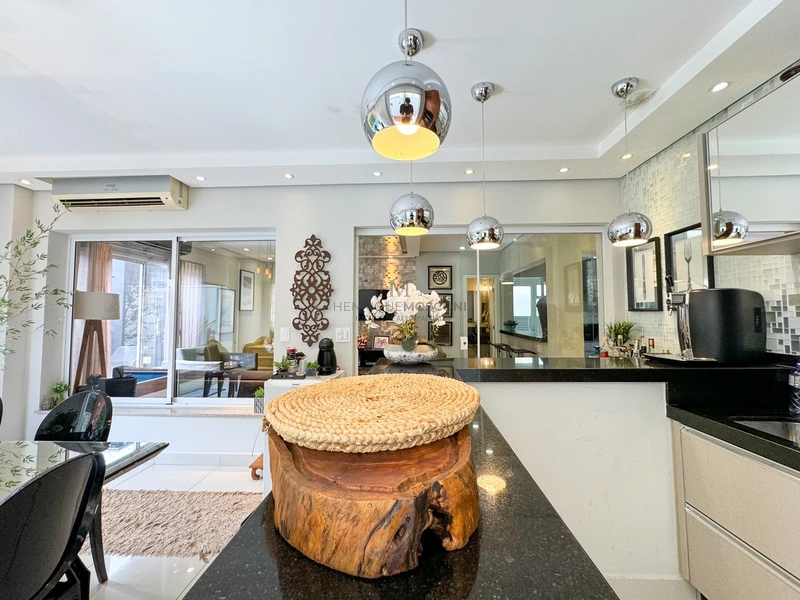 Lindo sobrado à venda no Royal Maison: 8ª foto da galeria de imagens do imóvel