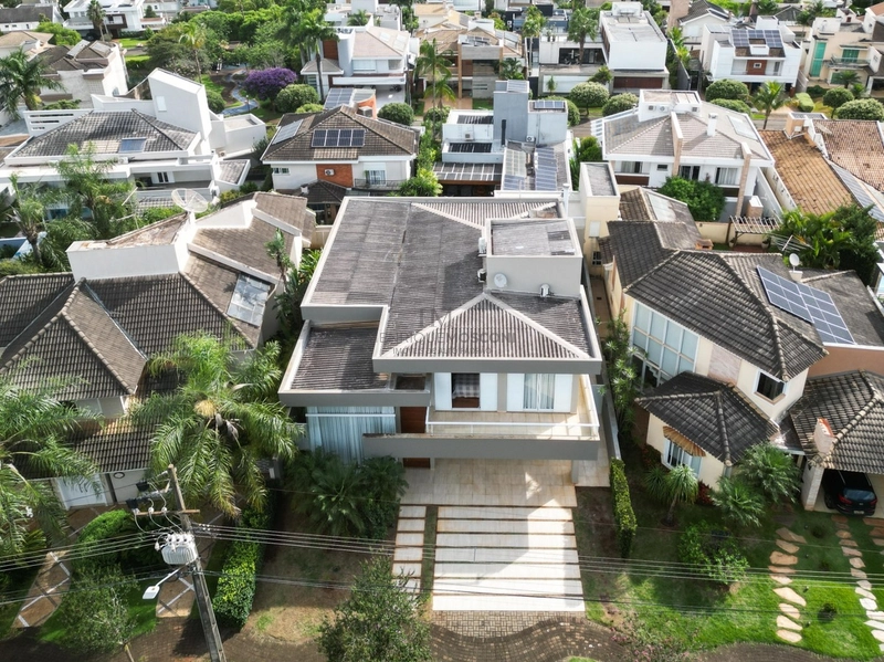 Maravilhosa casa à venda no condomínio Royal Park: 4ª foto da galeria de imagens do imóvel