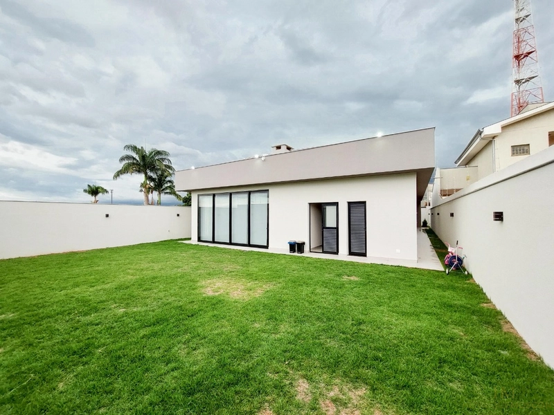 Belíssima casa nova no Bairro Alcântara: 26ª foto da galeria de imagens do imóvel