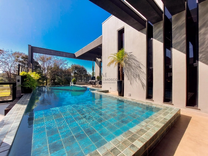 Maravilhosa casa à venda no Condomínio Sun Lake: 8ª foto da galeria de imagens do imóvel