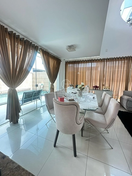 Venda de Casa em Condomínio com 4 suítes em Parque Verde - Belém - PA: 1ª foto da galeria de imagens do imóvel