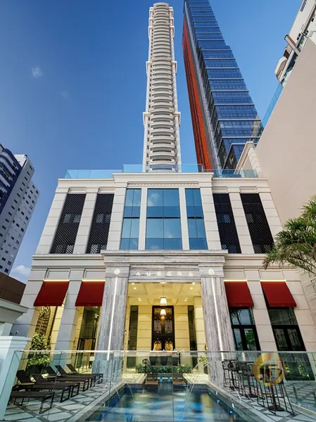 Aurora Exclusive Home