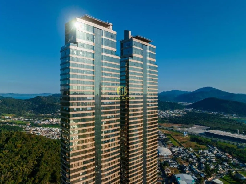 Apartamento   no Ed.  YACHTHOUSE  em Balneário camboriú: 1ª foto da galeria de imagens do imóvel