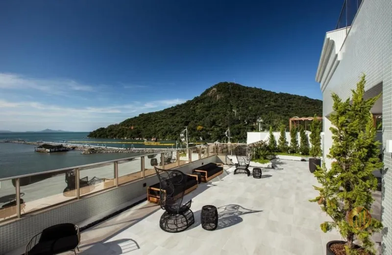 Baturité Lounge House- Frente Mar em Balneário Camboriú | 4 suítes: 13ª foto da galeria de imagens do imóvel