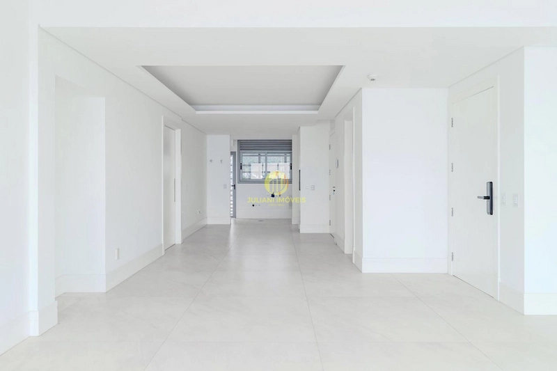Apartamento de Luxo Frente Mar no Edifício Splendido: 2ª foto da galeria de imagens do imóvel