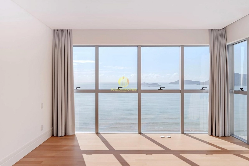 Apartamento de Luxo Frente Mar no Edifício Splendido: 4ª foto da galeria de imagens do imóvel