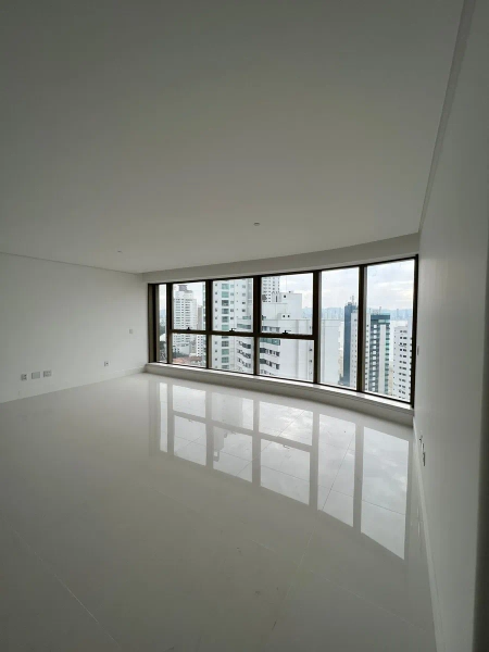 Apartamento   no Edifício YACHTHOUSE  em Balneário camboriú: 7ª foto da galeria de imagens do imóvel