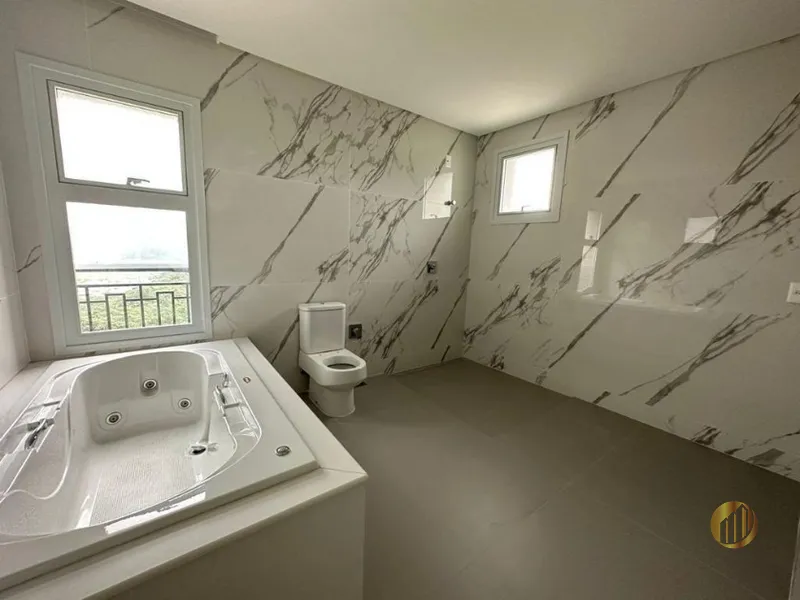 Apartamento no Aurora Exclusive Home- Frente Mar: 1ª foto da galeria de imagens do imóvel