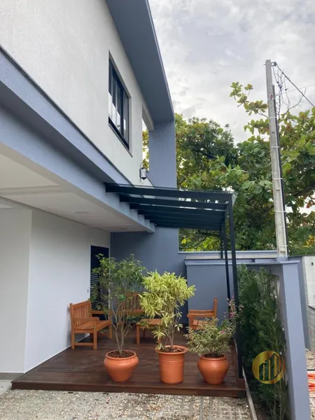 Casa  em Bombinhas: 7ª foto da galeria de imagens do imóvel