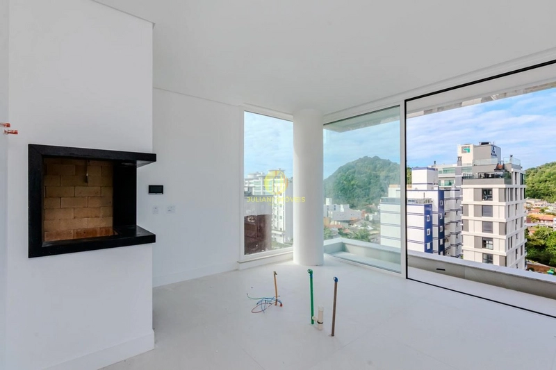Apartamento com 3 suítes na Praia dos Amores: 5ª foto da galeria de imagens do imóvel