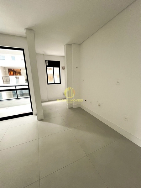 Apartamento no Ed. Ilha de Maui: 1ª foto da galeria de imagens do imóvel