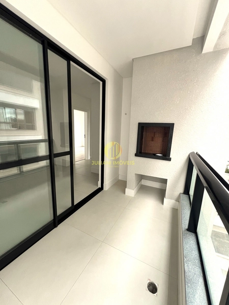 Apartamento no Ed. Ilha de Maui: 2ª foto da galeria de imagens do imóvel