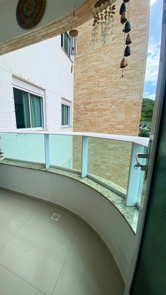 Apartamento no Ed. Porto Madeiro na Praia Brava: 8ª foto da galeria de imagens do imóvel
