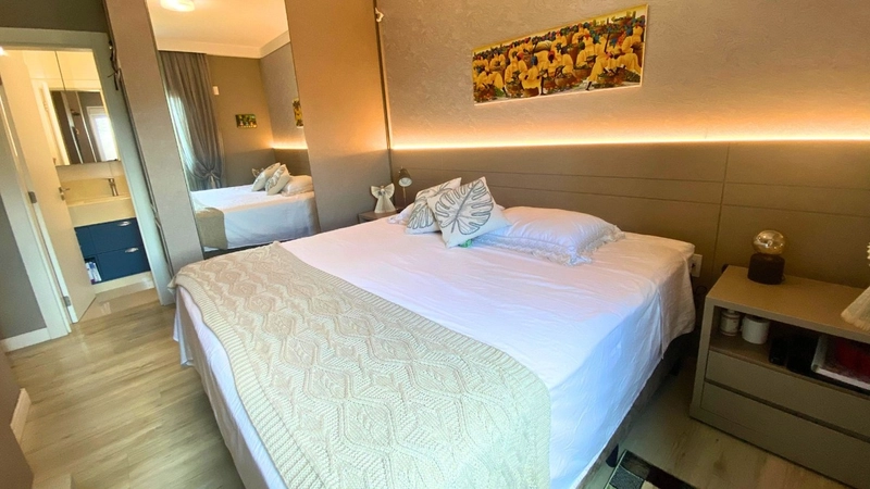 Apartamento no Ed. Porto Madeiro na Praia Brava: 10ª foto da galeria de imagens do imóvel