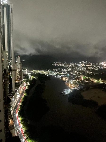 Frente Mar no Ed. Épic Tower na Barra Sul Balneário Camboriú: 19ª foto da galeria de imagens do imóvel