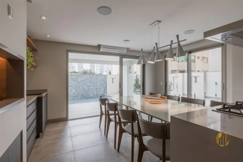 Apartamento no Ed. Charmant Residence em Balneário Camboriú: 2ª foto da galeria de imagens do imóvel