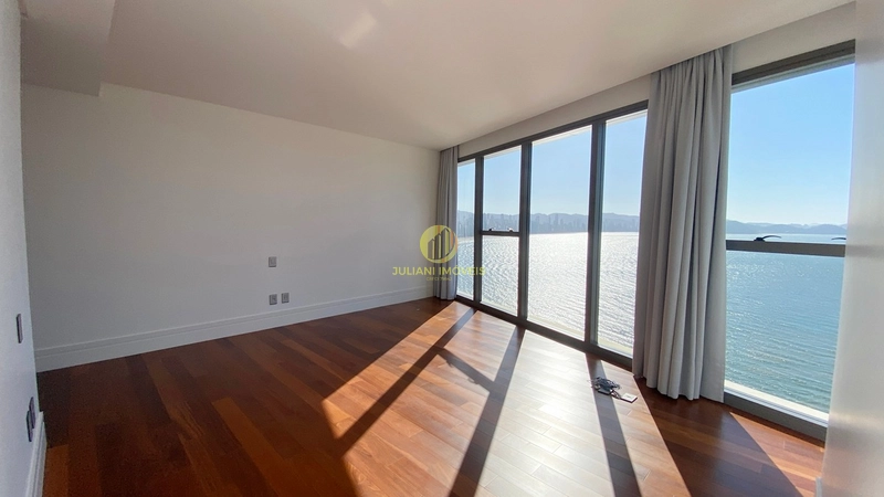 Apartamento no Ed. Pharos em Balneário Camboriú: 18ª foto da galeria de imagens do imóvel