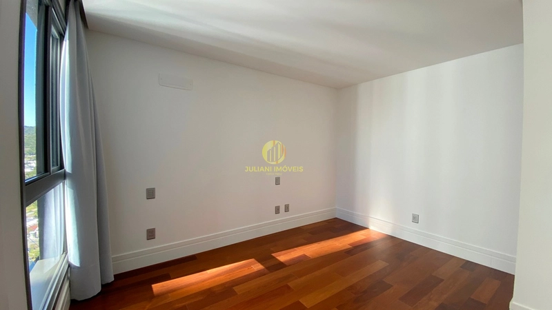 Apartamento no Ed. Pharos em Balneário Camboriú: 20ª foto da galeria de imagens do imóvel
