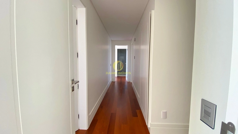 Apartamento no Ed. Pharos em Balneário Camboriú: 4ª foto da galeria de imagens do imóvel