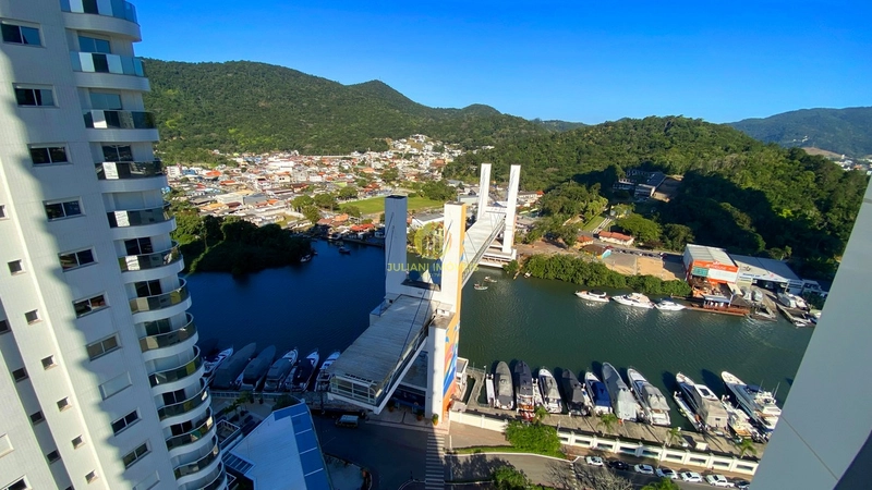 Apartamento no Ed. Pharos em Balneário Camboriú: 24ª foto da galeria de imagens do imóvel