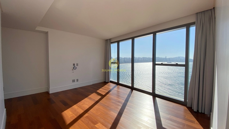 Apartamento no Ed. Pharos em Balneário Camboriú: 1ª foto da galeria de imagens do imóvel