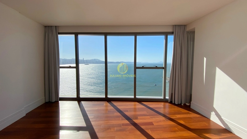 Apartamento no Ed. Pharos em Balneário Camboriú: 31ª foto da galeria de imagens do imóvel