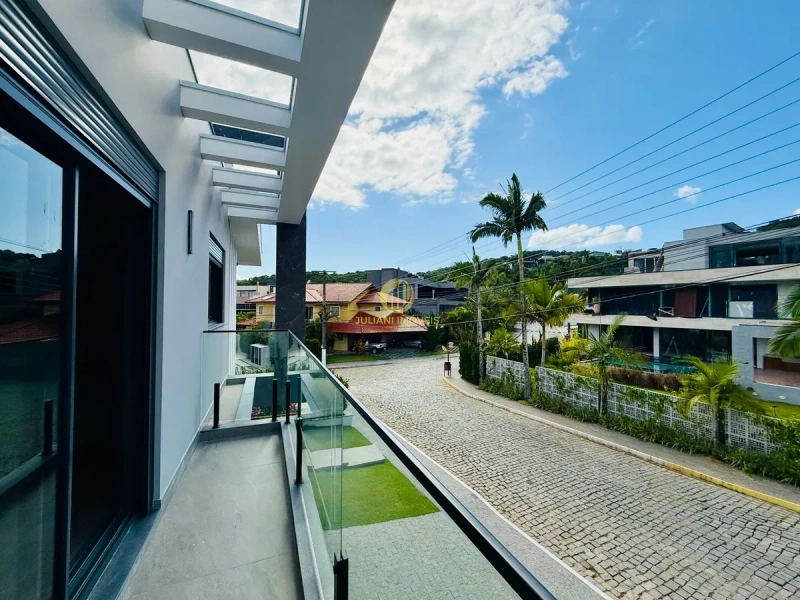 Casa no Condomínio Haras do Rio do Ouro na Praia Brava: 27ª foto da galeria de imagens do imóvel