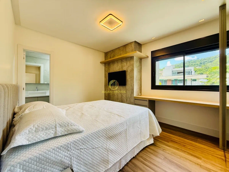 Casa no Condomínio Haras do Rio do Ouro na Praia Brava: 12ª foto da galeria de imagens do imóvel