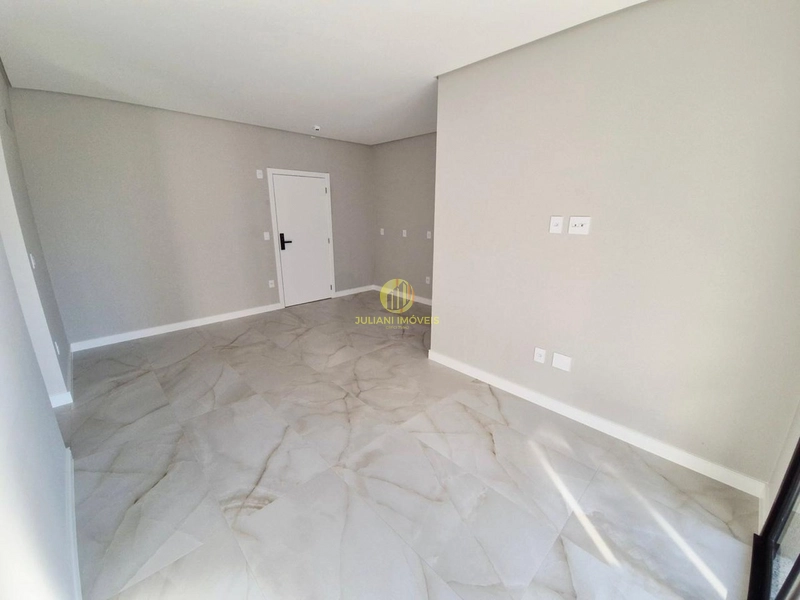Apartamento no Ed. Manu Bay na Praia Brava: 5ª foto da galeria de imagens do imóvel