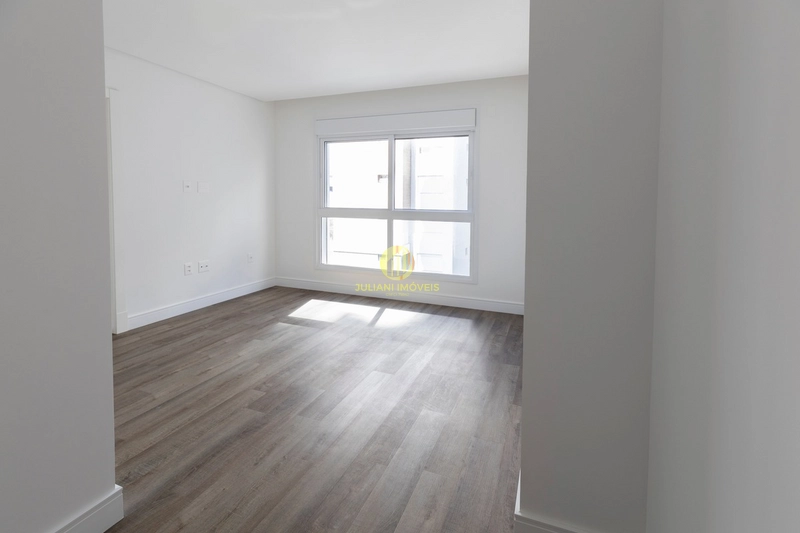 Apartamento no Edifício Le Blanc em Itajaí: 2ª foto da galeria de imagens do imóvel