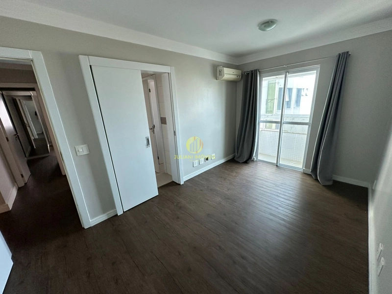 Apartamento no Ed. Emerald na Praia Brava: 17ª foto da galeria de imagens do imóvel